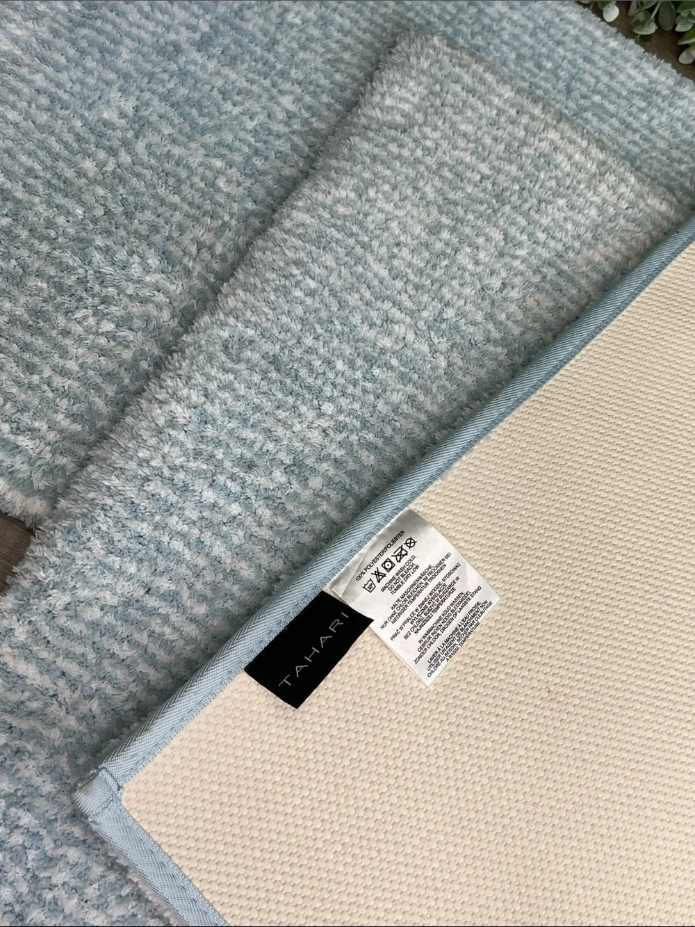 Tahari Blue and White Pinstripe Bath Mat Set NEW